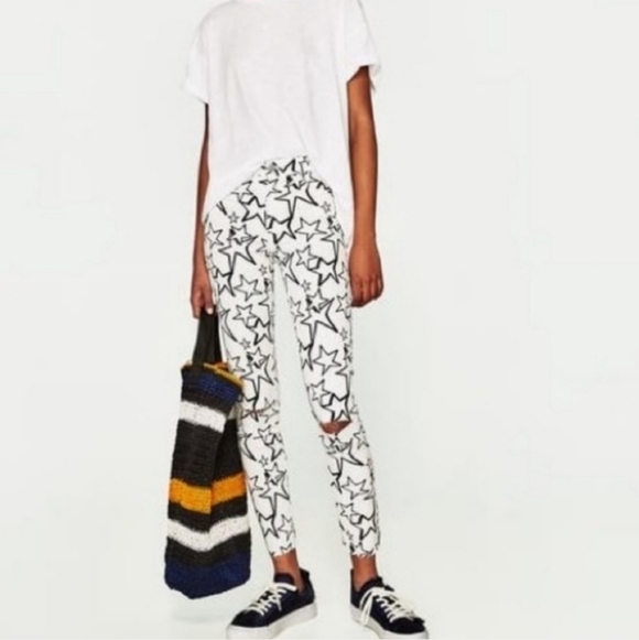 Zara Trafaluc Denim Star Jeans - Picture 2 of 9